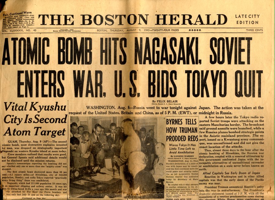 Bombardiranje Nagasakija in vstop SZ v vojno - naslovne vesti Boston Globa