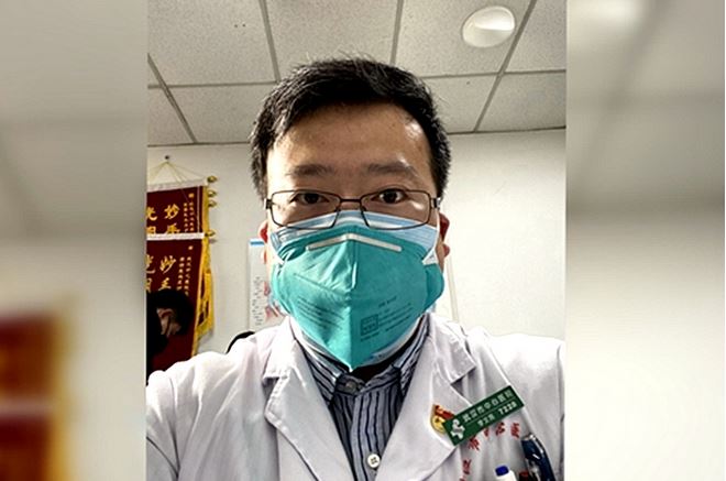 Pokojni očesni zdravnik Li Wenliang
