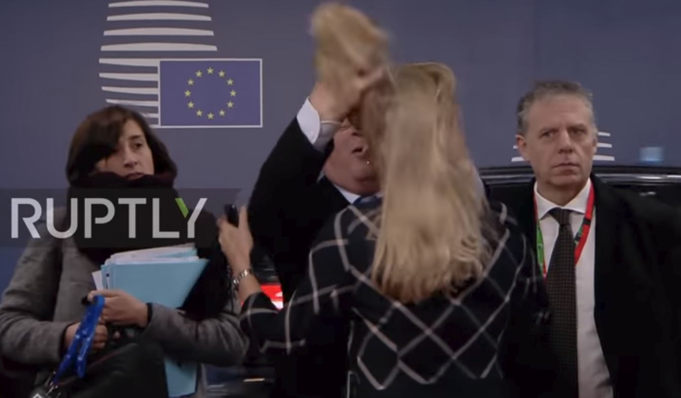 Juncker kuštra lase