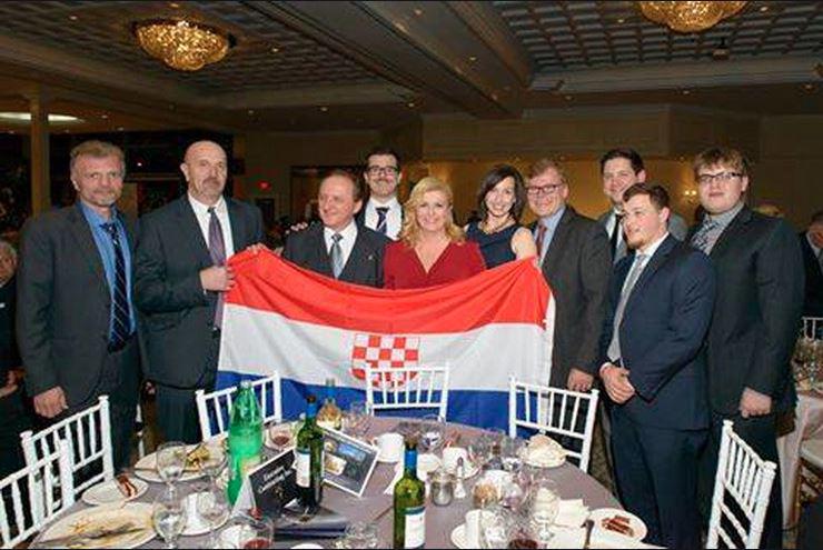 Hrvaška predsednica Kolinda Grabnar Kitarović in ustaška zastava