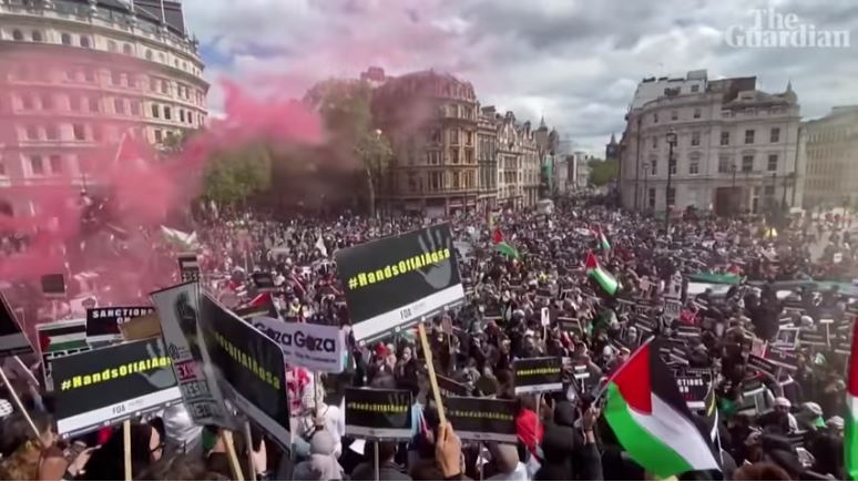 Demonstracije za Palestince v Londonu  Vir: Guardian, Twitter