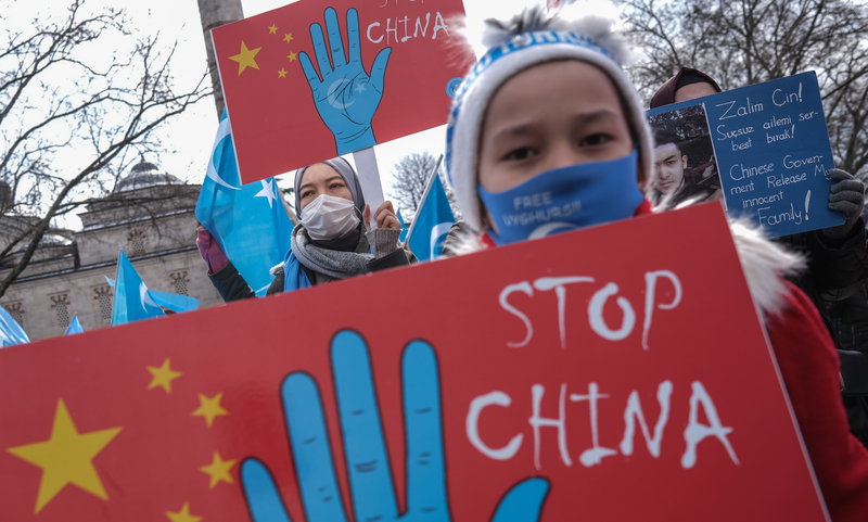 Protesti zoper Kitajsko zaradi položaja Ujgurov