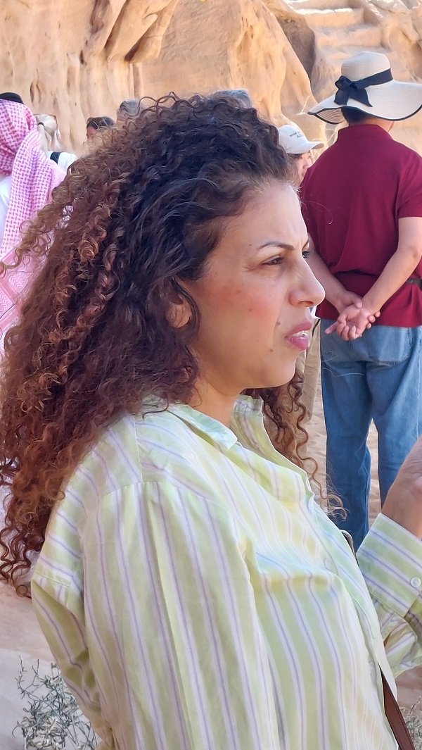 Ženska v Savdijski Arabiji Vir: Janez Mihovec, osebni arhiv