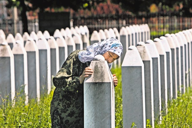 Srebrenica, žalovanje matere