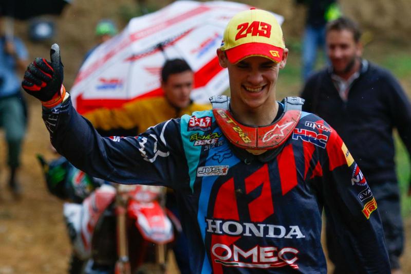 Gajser v Nemčiji enajsti, zmagal Cairoli