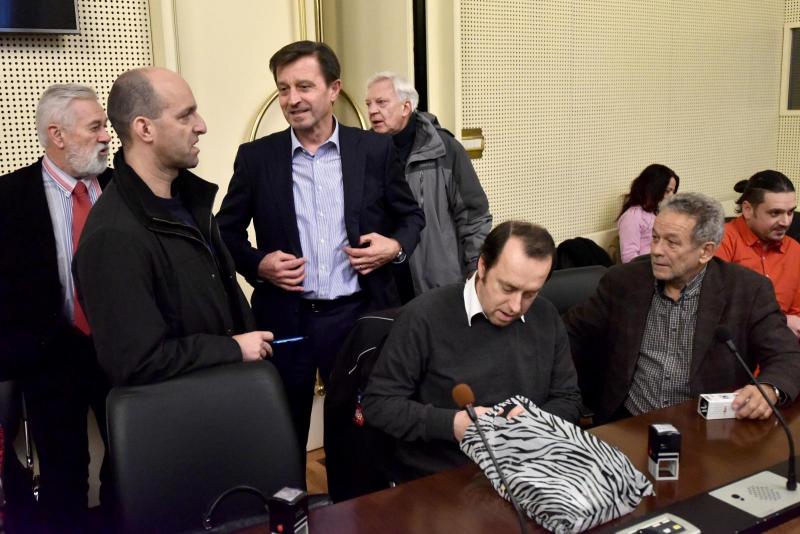 V javnem sektorju velika pričakovanja po boljšem vrednotenju delovnih mest