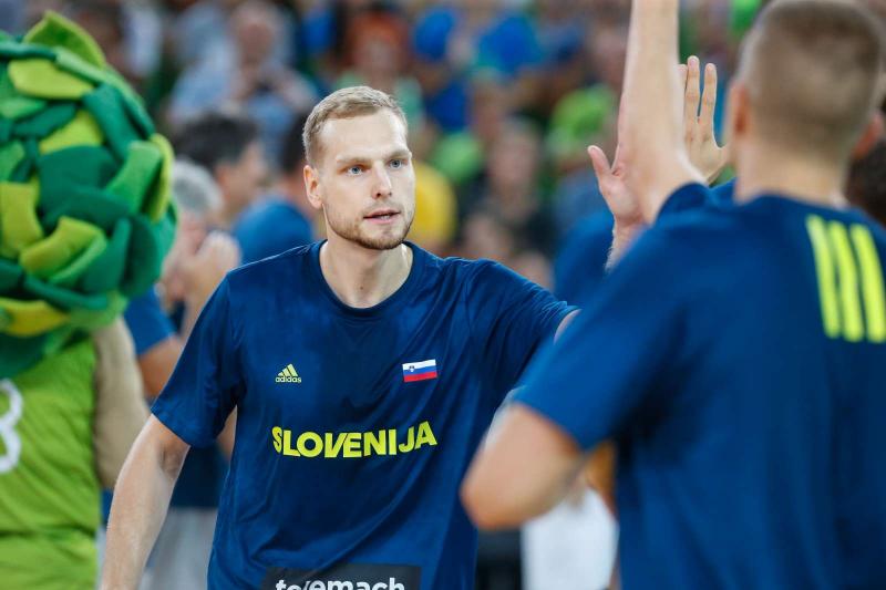 Slovenija zabeležila novo zmago nad Islandijo