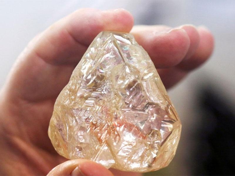 Izkopali 476-karatni diamant