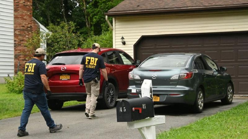 Zaradi kritik tarča ameriškega režima: FBI preiskala hišo nekdanjega marinca in inšpektorja OZN Scotta Ritterja!