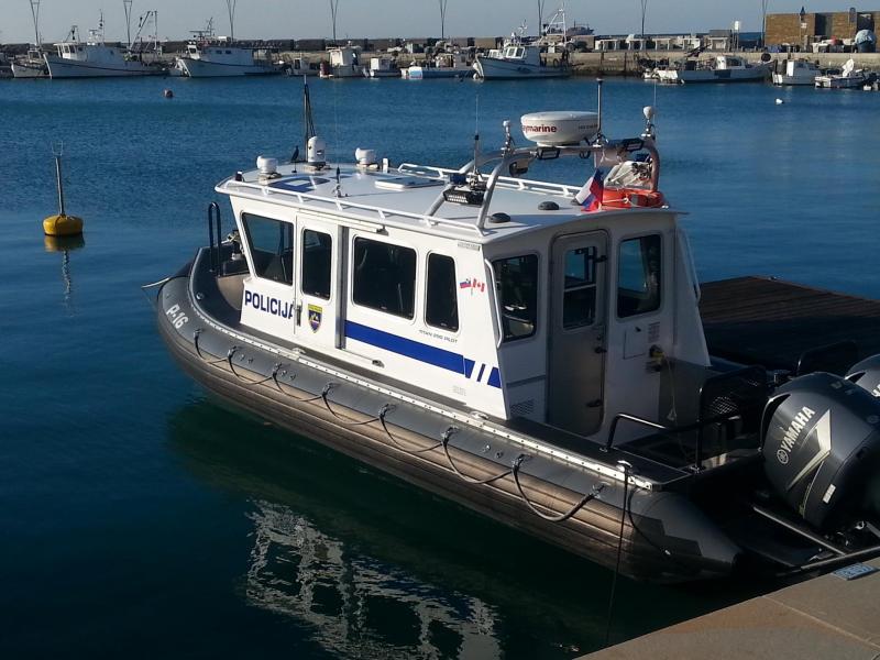 Zagreb: Slovenski policijski čolni trikrat kršili mejno črto