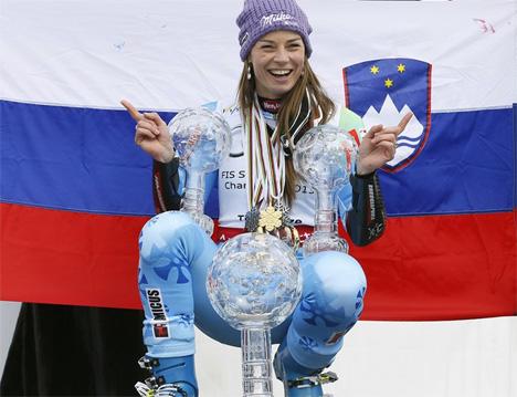 Tina Maze bo nastopila na veleslalomu v Mariboru, a bo nosila dres brez napisov pokroviteljev