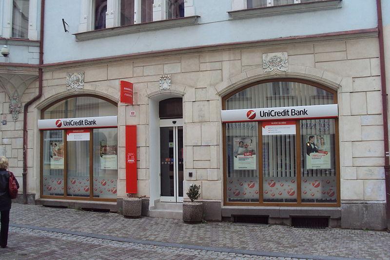 Skupina Unicredit v tretjem četrtletju znižala dobiček