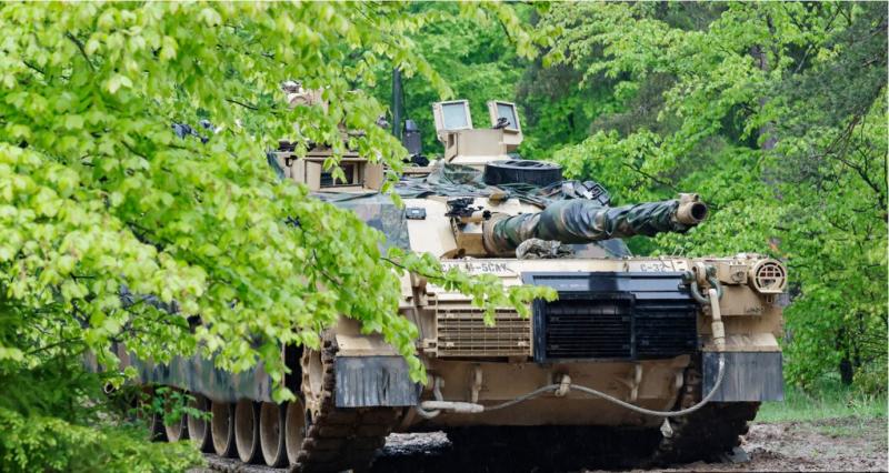 Pentagon skriva vojaške skrivnosti pred Rusijo: ZDA v Ukrajino pošiljajo stare »Abramse«