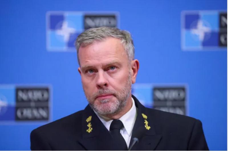 Predsednik Vojaškega odbora Severnoatlantske alijanse: »NATO je pripravljen na NEPOSREDEN SPOPAD z Rusijo!«