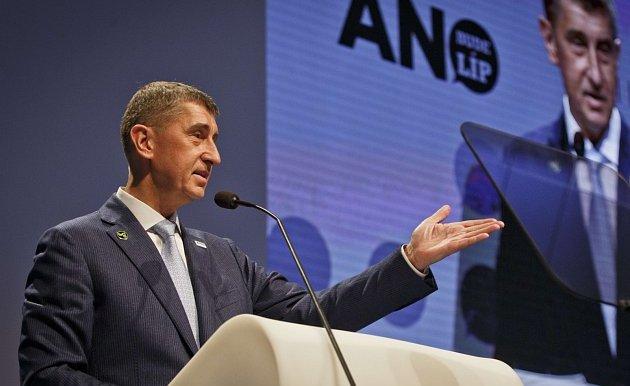 Na parlamentarnih volitvah na Češkem prepričljivo zmagala stranka milijarderja Babiša
