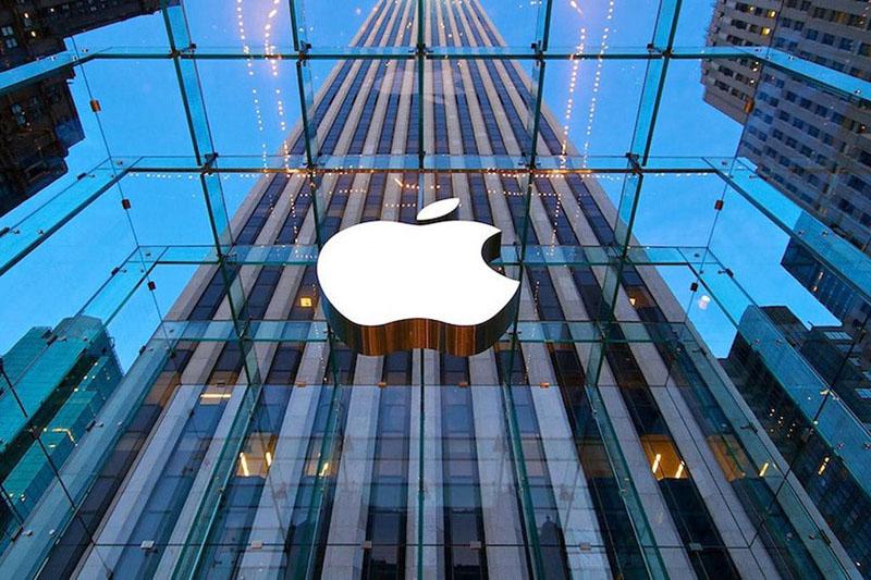 Apple z rekordnim četrtletnim dobičkom presegel napovedi Wall Streeta