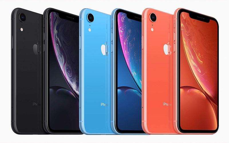 Apple začenja prodajo svojega najcenejšega novega modela iphona