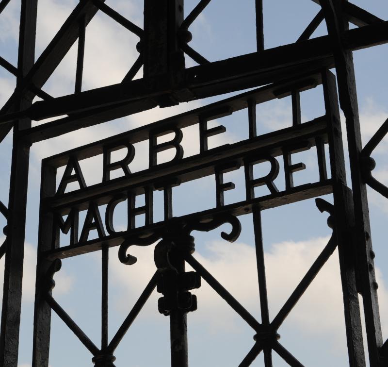 V Muzeju Auschwitz bodo za konservatorske posege namenili 3,7 milijona evrov
