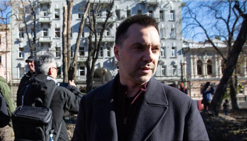 Rusija ga išče, Ukrajina proti njemu sprožila kazenski postopek, on pa nakupuje v New Yorku (FOTO)