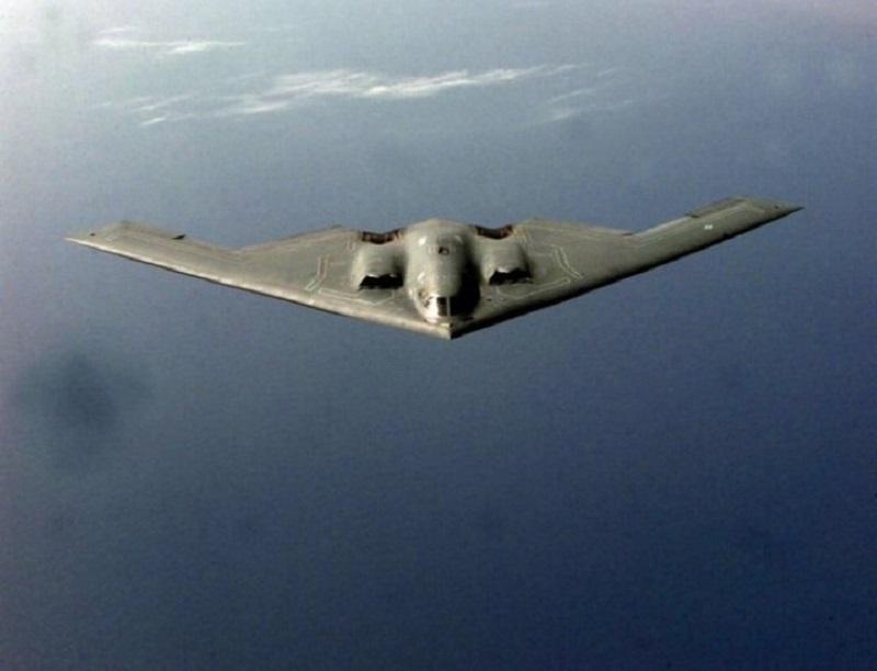 Nad Iranom sestreljen še en F-35, Izrael nadaljuje pokole v Gazi, Robert Golob pa se medtem maskira v »vplivneža«!?