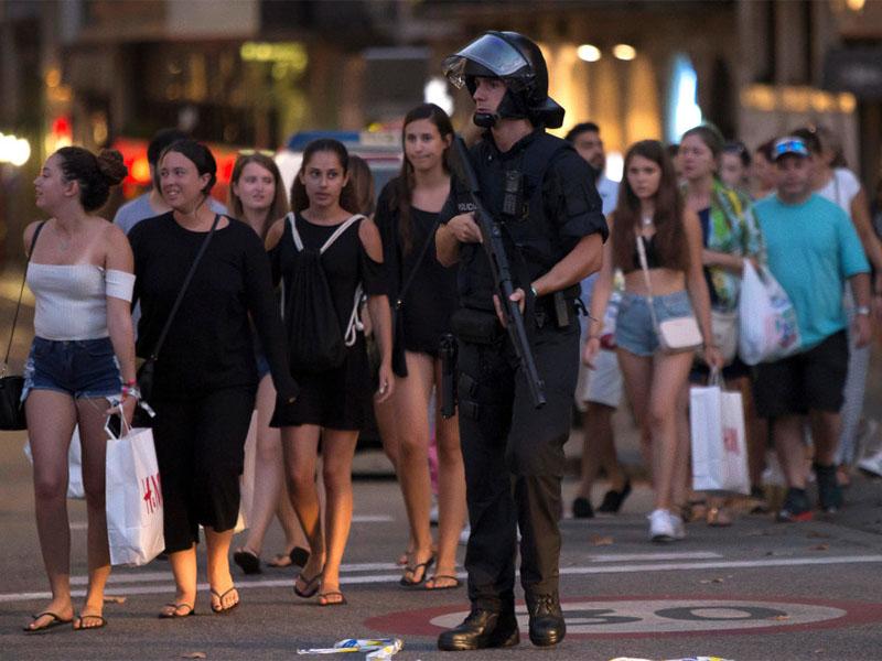 Ponoči nov napad z avtomobilom v bližini Barcelone