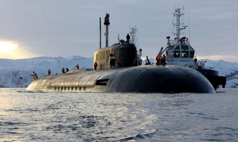 Brez konkurence: ruska mornarica dobila podmornico »sodnega dne«, ki lahko povzroča - radioaktivne cunamije!