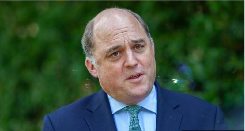 Britanski obrambni minister: Ukrajina bi lahko izkazala hvaležnost, NATO ni služba za dostavo orožja