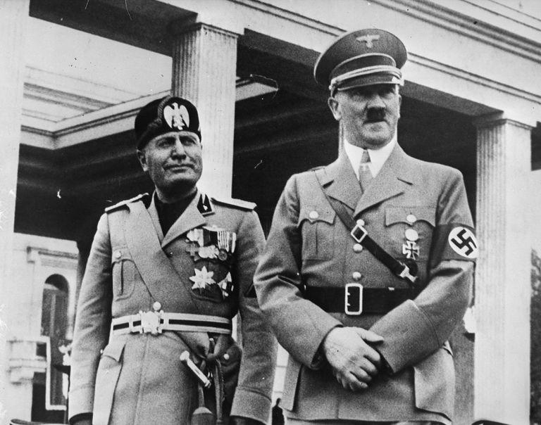 Benito Mussolini ostaja častni občan mesteca Salò ob Gardskem jezeru