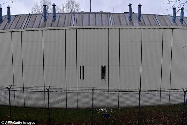 Berlinska policija išče štiri pobegle zapornike