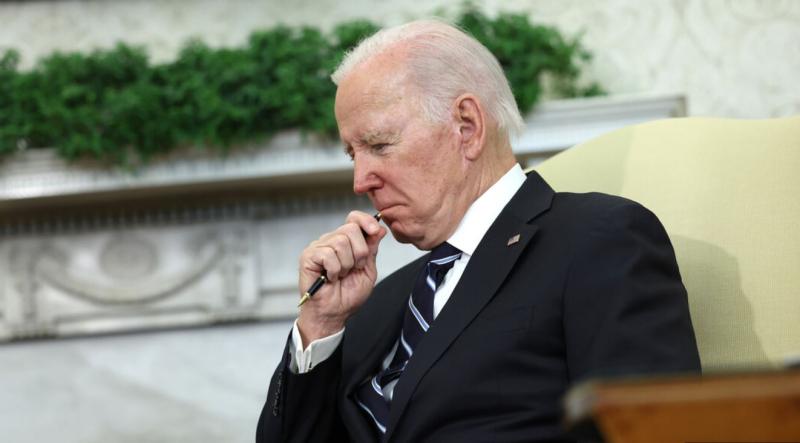 Politico: Nihče več ne deli navdušenja nad Bidnom
