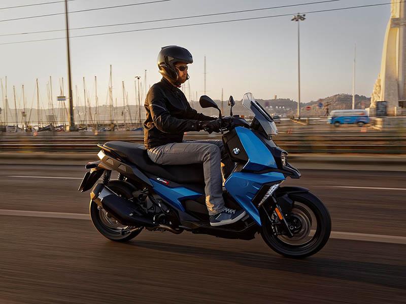 BMW C400X: A je to sploh še 