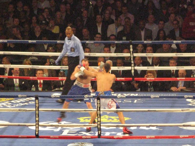 Joshua knockoutiral Klička pred 90 tisoč gledalci