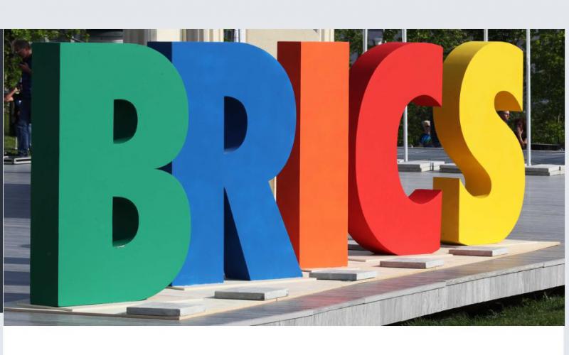 Vse večja gneča pred vrati BRICS, ki po deležu v svetovnem BDP-ju že prekaša skupino G7!