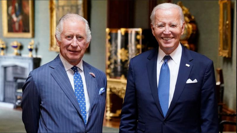 Biden ciljal na Trumpa, zadel pa evropske kralje