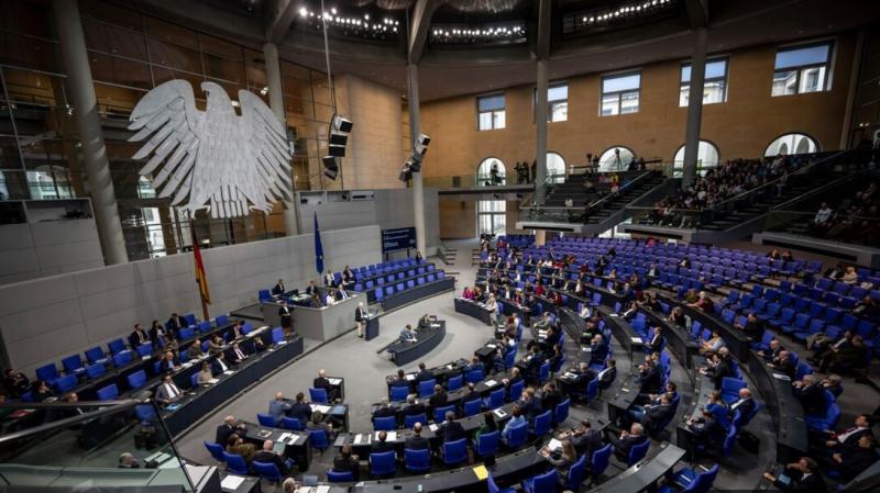Bundestag prelomil: Zavrnjena resolucija o dobavi manevrirnih raket »Taurus« Ukrajini