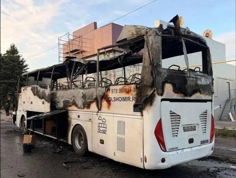 12 let terorizma: Sedem ljudi ubitih v napadu z dronom na avtobus na poti Moskva-Simferopol