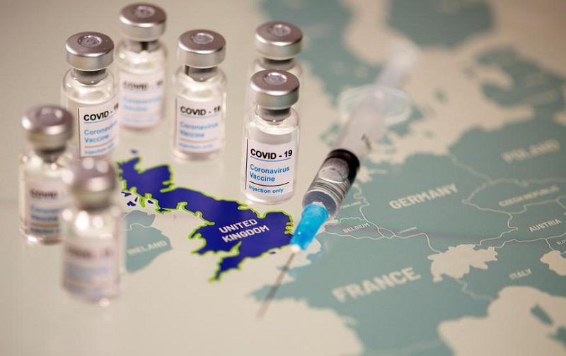 Izvoz cepiv iz EU omejen, Evropska Unija in Velika Britanija na pragu trgovinske vojne zaradi cepiv