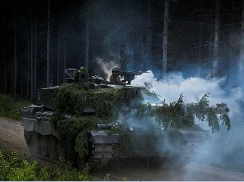 Odprta lovna sezona na britanske tanke: V Ukrajini uničen že drugi Challenger 2