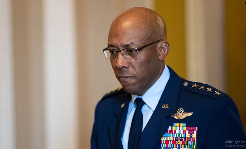 Pentagon zaskrbljen, da bo Trump, zaradi odprave »woke« politike v vojski, odstavil načelnika Generalštaba