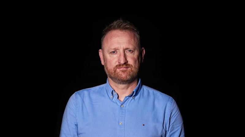 Bruselj potiska Romunijo po poti diktatorja Ceaușescuja: Novinar RT spregovoril po deportaciji iz Romunije!