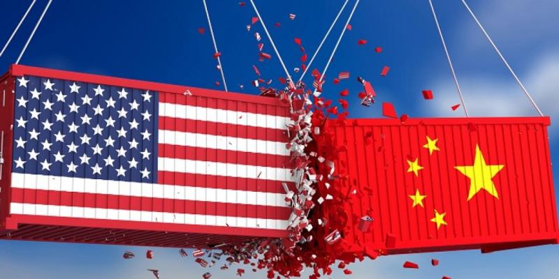 Kontra: Kitajska sankcionira ameriška obrambna podjetja