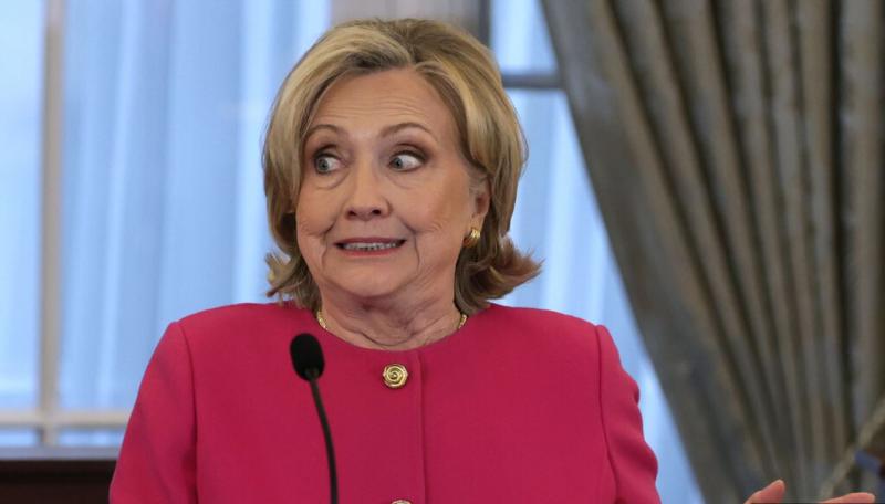 Vse ima svojo ceno: Modrosti Hillary Clinton na razprodaji
