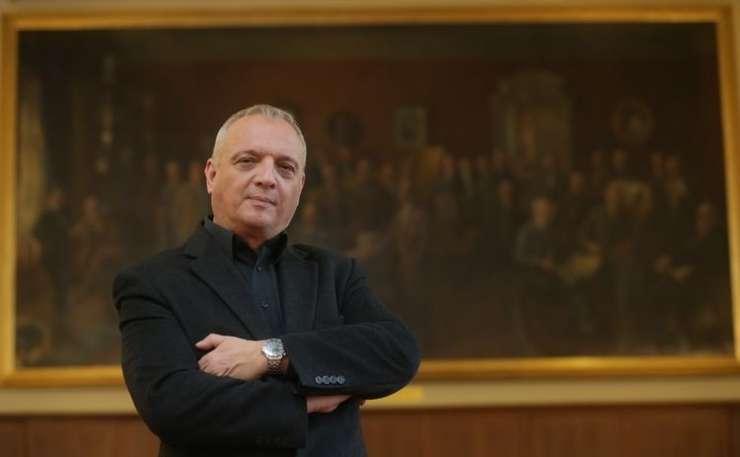 Peršak vztraja pri predlogu za novega direktorja Slovenske filharmonije