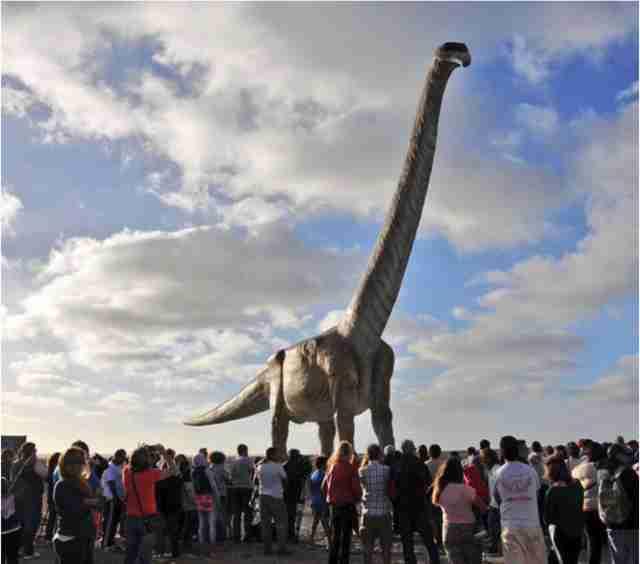 Največji dinozaver na svetu dobil ime: Patagotitan Mayorum