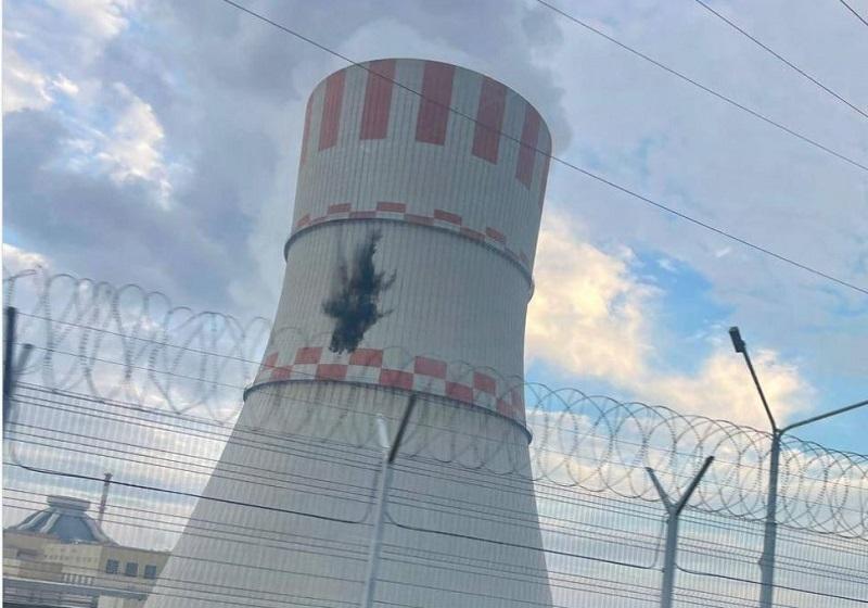 Fotografija: Dron se je zaletel v hladilni stolp bloka 6 ruske jedrske elektrarne Novovoronež