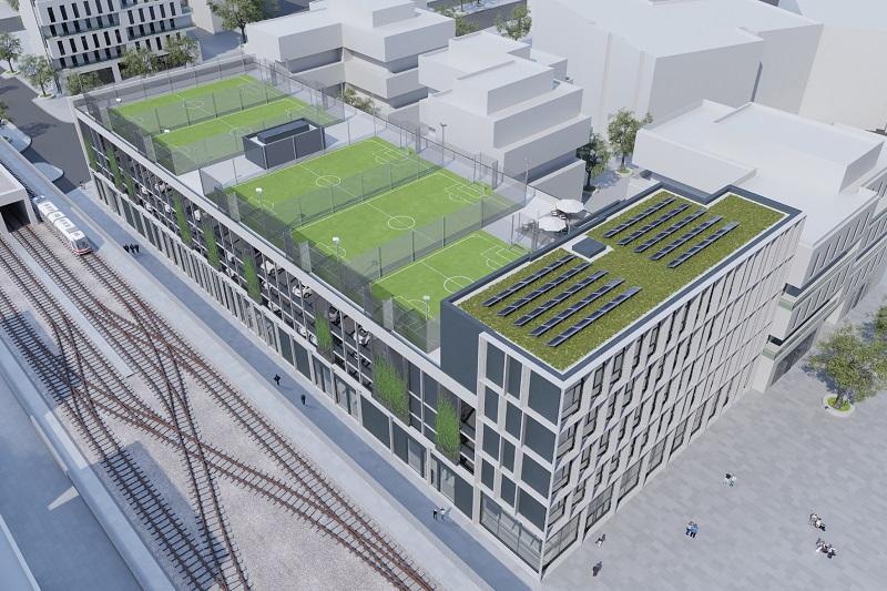 Na strehi parkirne hiše na Dunaju nastaja pet nogometnih igrišč