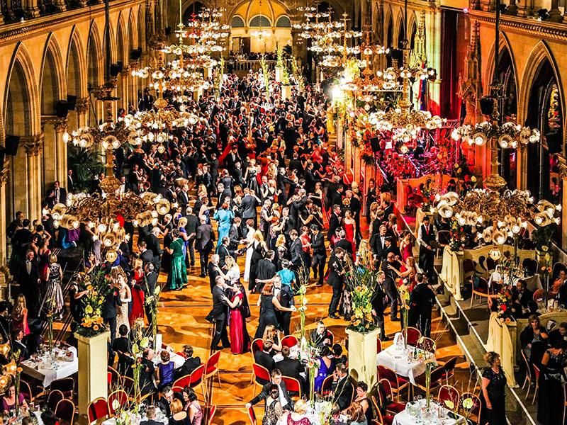 UNESCO Dunajski valček uvrstil na seznam kulturne dediščine