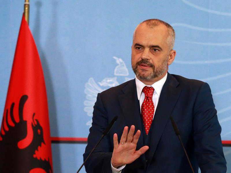Albanska vlada in opozicija končali politično krizo