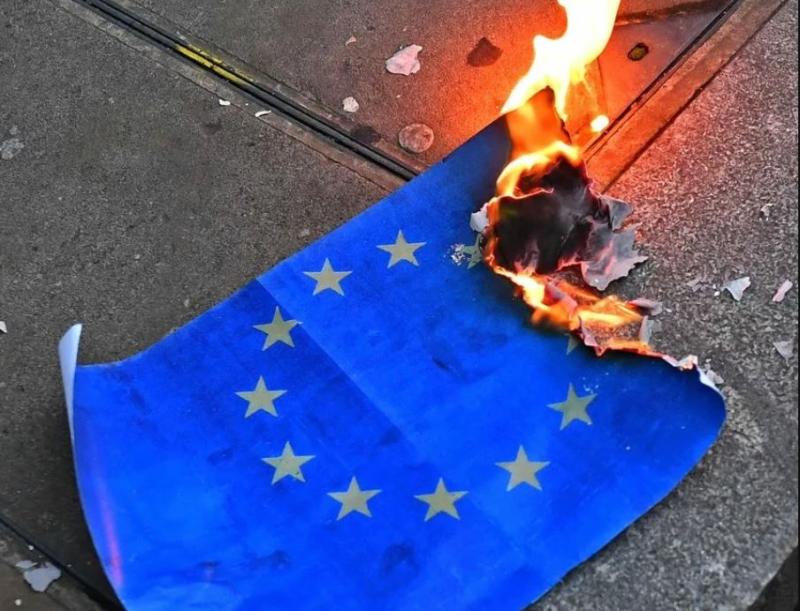 Prvič v zgodovini Evropske unije: Proračun EU na steklenih nogah, Berlin izsiljuje z ultimati