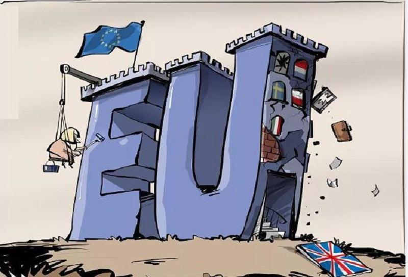 Orban: EU je »v stanju razpada«, vse več članic ne izvaja sprejetih odločitev